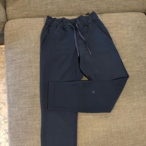 Lululemon On The Fly pants